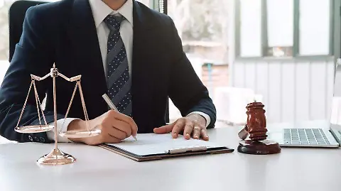 ¿Qué puede hacer un abogado de derechos humanos por ti?
